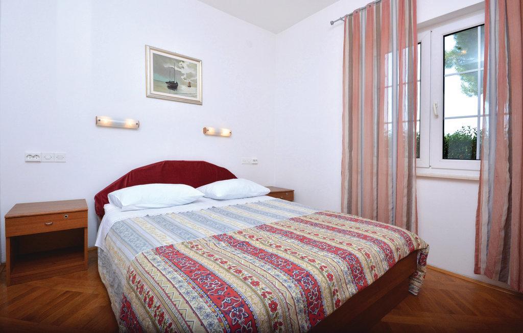 Two-Bedroom Apartment In Jelsa Jelsa  Eksteriør bilde